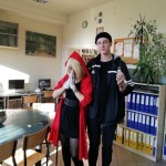 Powiększ zdjęcie Andrzejki w bibliotece szkolnej - zdjęcie 3