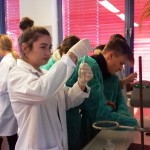 Powiększ zdjęcie Klasa 3E w Instytucie Chemii - zdjęcie 10