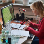Powiększ zdjęcie Laboratorium z chemi - 9 grudnia 2020 r.- zdjęcie 2