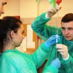 Powiększ zdjęcie Lekcja chemii na UJK - zdjęcie 6