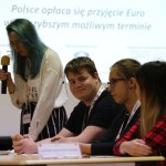 Powiększ zdjęcie Kielecki Turniej Szkolnych Debat Oksfordzkich -Fot. Łukasz Zarzycki- zdjęcie 15