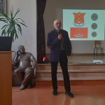 Powiększ zdjęcie Wykład dr Jerzego Michty 