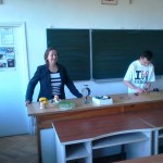 Powiększ zdjęcie Koło naukowe z fizyki w klasie II h rok szkolny 2013/2014 - zdjęcie 8