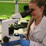 Powiększ zdjęcie Warsztaty biologiczno-chemiczne klasa 2d - zdjęcie 13