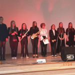 Powiększ zdjęcie Występy uczniów klas pierwszych - zdjęcie 7