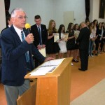 Powiększ zdjęcie Uroczyste zakończenie roku szkolnego 2017/2018 klas I i II - zdjęcie 14